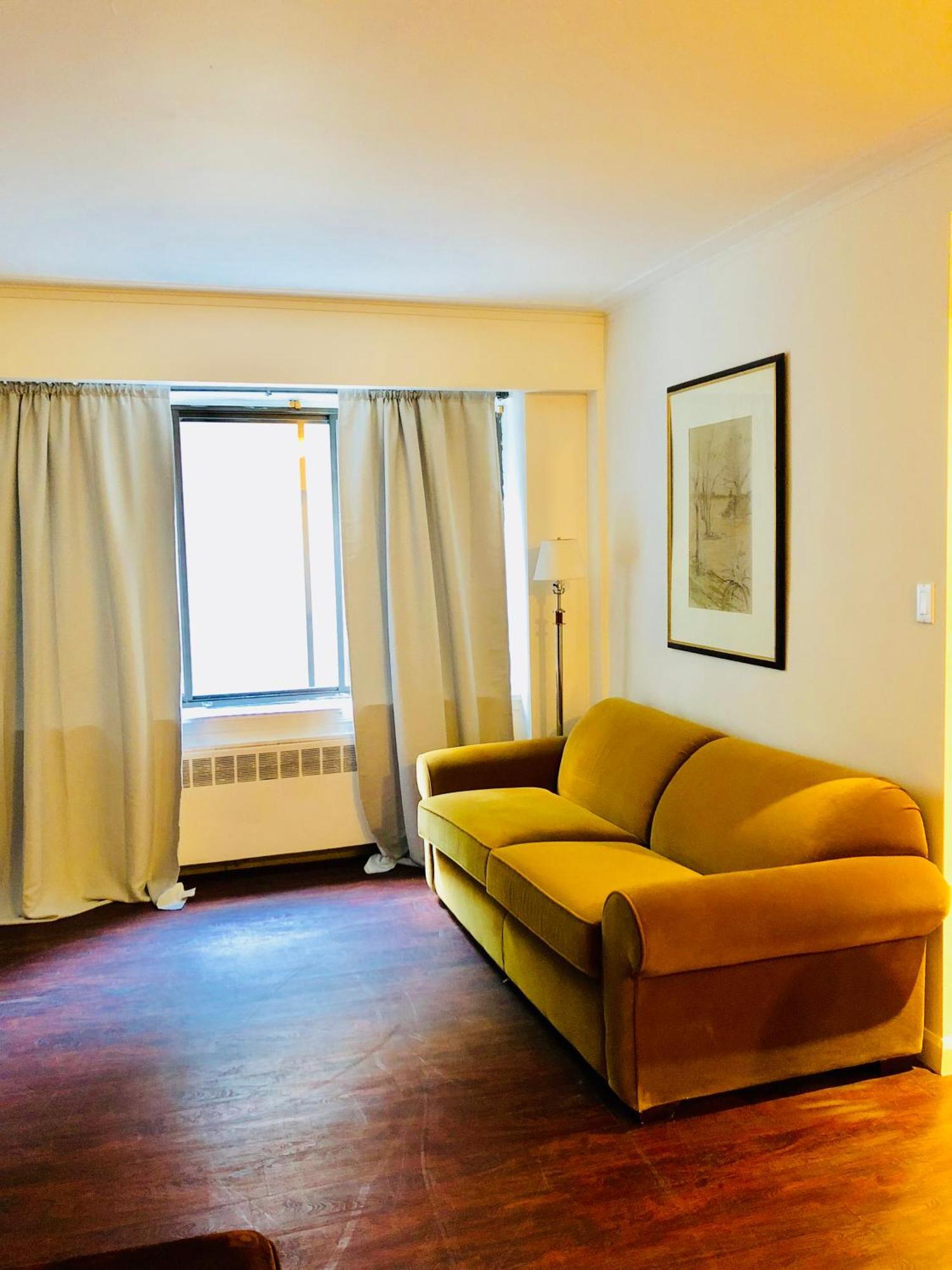 Stylish Montreal Apartment Comfortable Stay In The Golden Square Mile Exterior photo